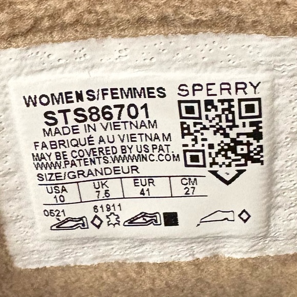 Women’s Sperry Top-SiderTan and Cream Boots - Picture 8 of 9